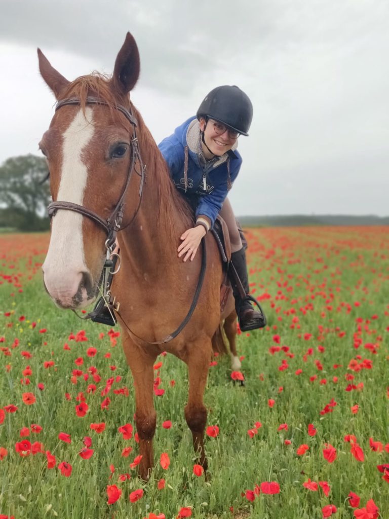 Photo Oural et moi dans les champs de coquelicot