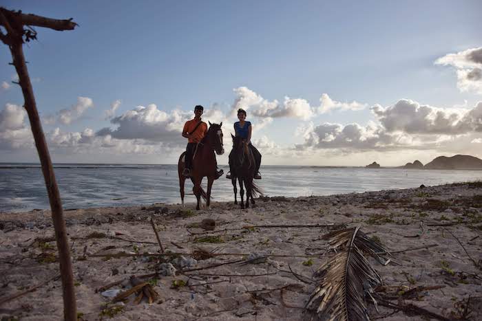 balade a cheval bord de mer