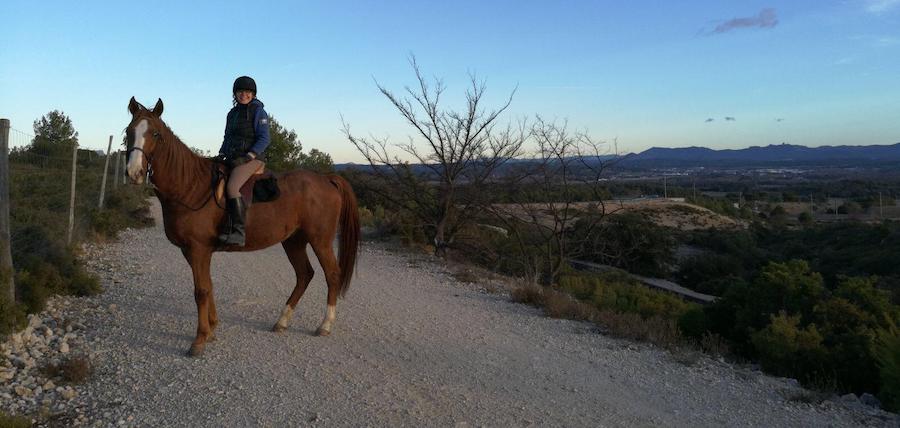 monter rene longue en balade a cheval